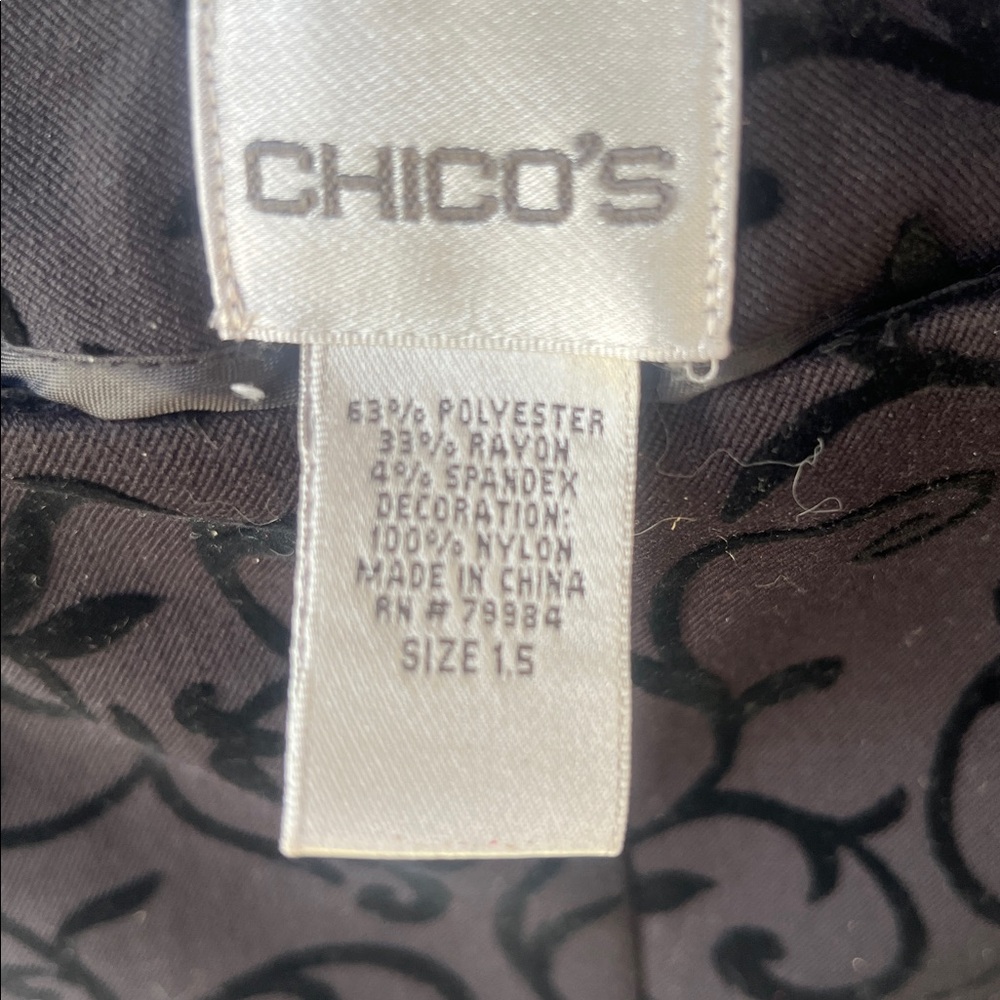 Black Scroll Pattern Pants - Picture 3 of 4